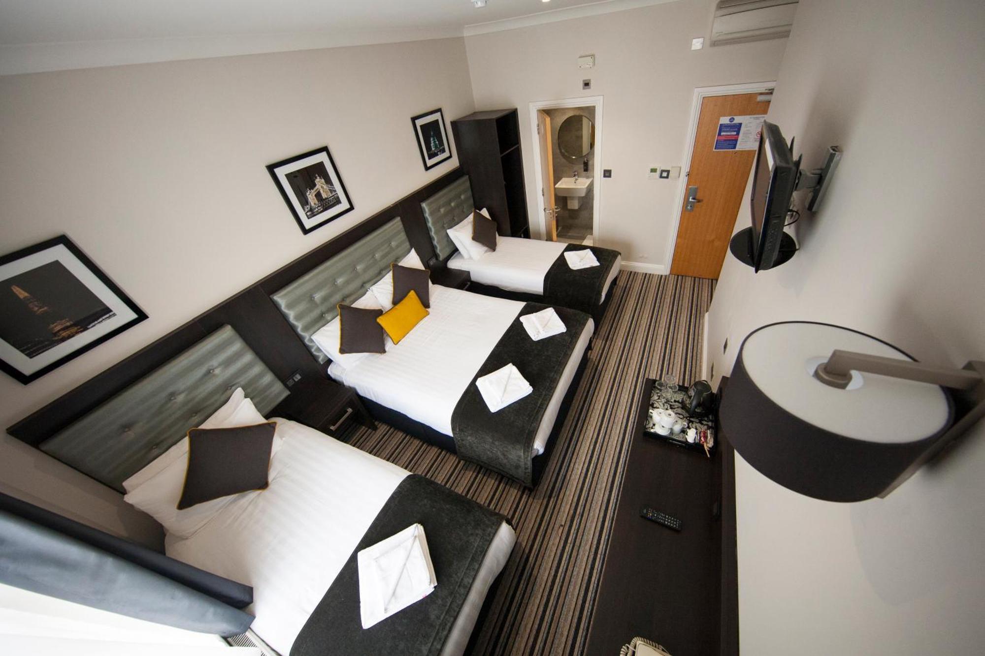 Quadruple Room with Private Bathroom,1215449626:JPEG